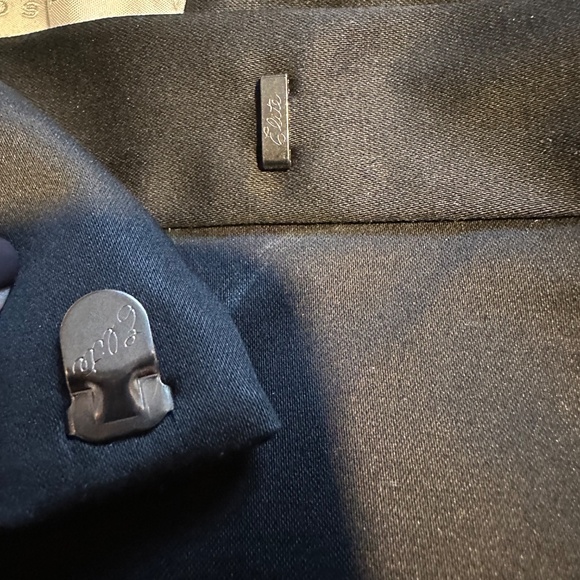 Black pants - Picture 3 of 5